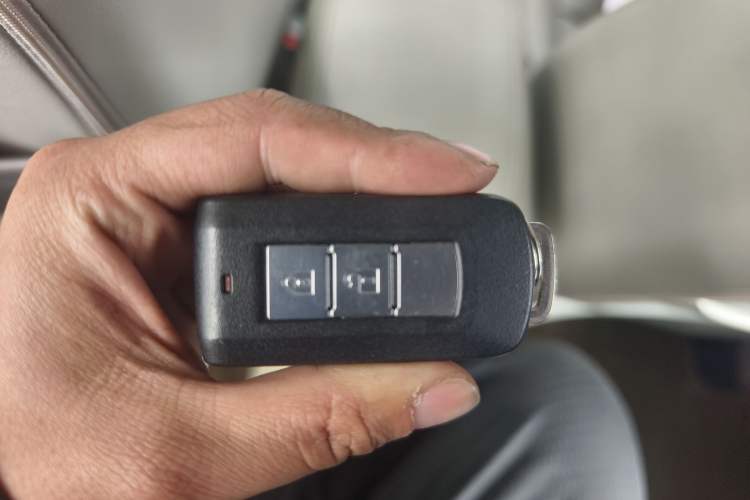 Used Mitsubishi Outlander 2010 Kinhui 2.4 Fashion Edition Vehicle Key