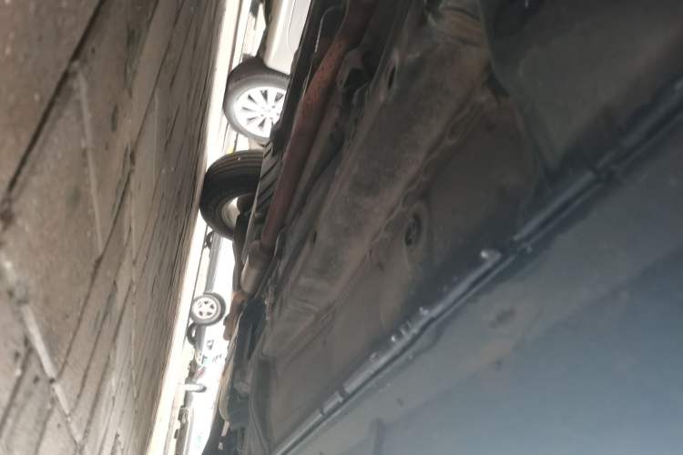 Used Mitsubishi Outlander 2011 Kijang 2.0 Urban Edition Chassis Front Left