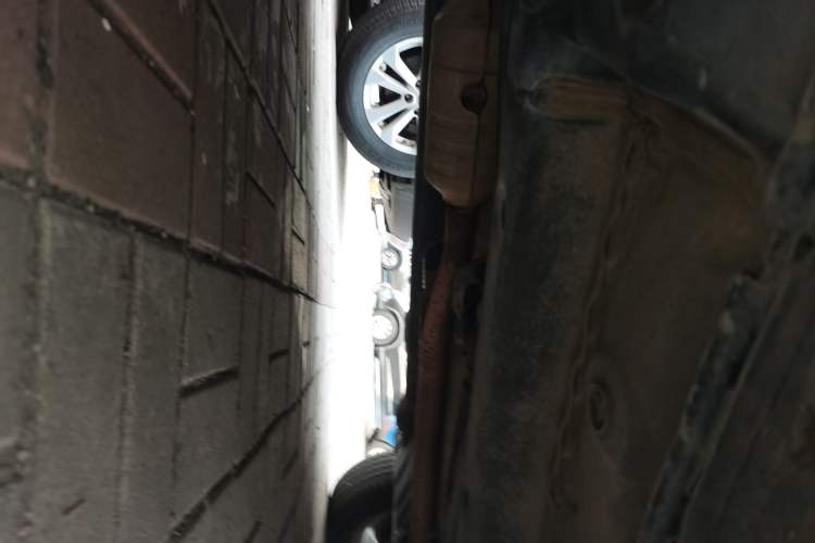 Used Mitsubishi Outlander 2011 Kijang 2.0 Urban Edition Chassis Front Left