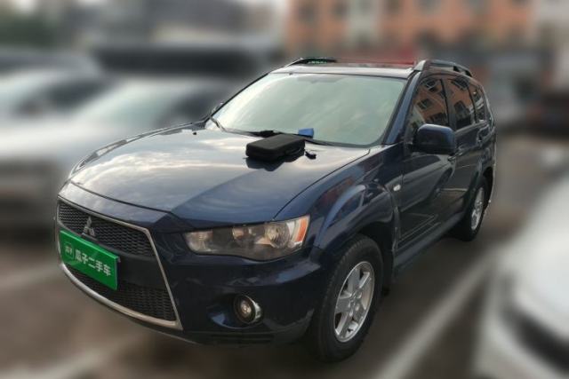 Ojetý Mitsubishi Outlander 2011 Kijang 2.0 Urban Edition