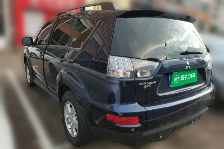 Used Mitsubishi Outlander 2011 Kijang 2.0 Urban Edition Rear Left 45 Deg