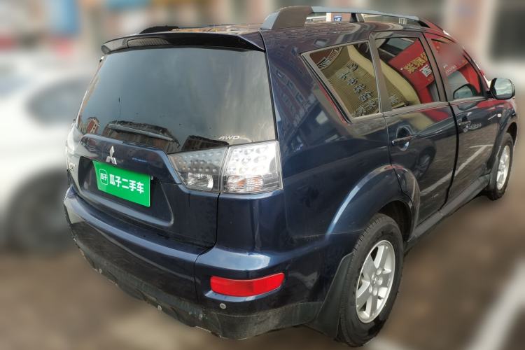 Used Mitsubishi Outlander 2011 Kijang 2.0 Urban Edition Rear Right 45 Deg