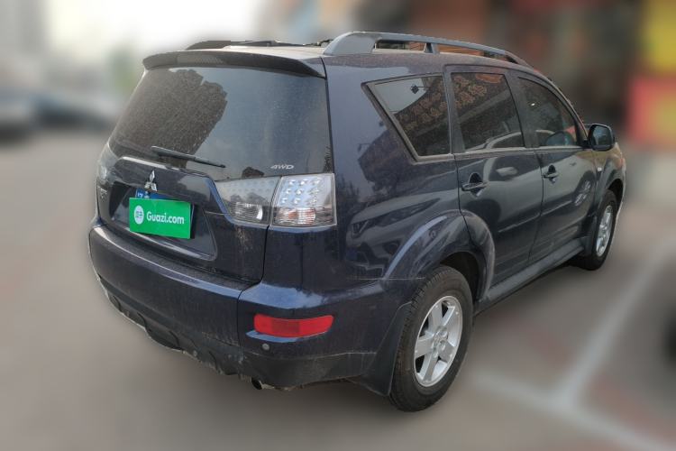 Used Mitsubishi Outlander 2011 Kijang 2.0 Urban Edition Rear Right 45 Deg