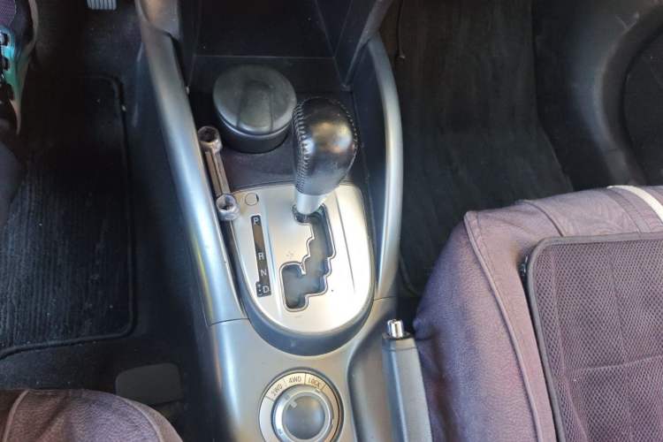 Used Mitsubishi Outlander 2011 Kijang 2.0 Sport Edition Gear Lever