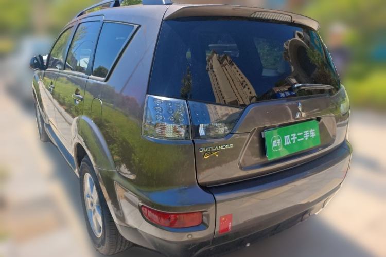 Used Mitsubishi Outlander 2011 Kijang 2.0 Sport Edition Rear Left 45 Deg