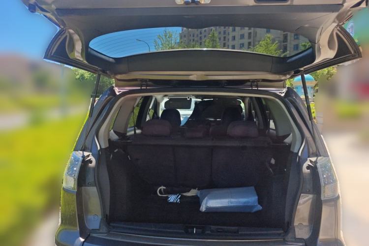 Used Mitsubishi Outlander 2011 Kijang 2.0 Sport Edition Trunk