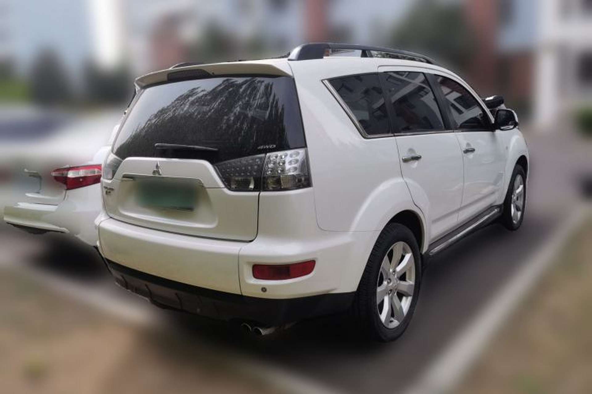 Used Mitsubishi Outlander 2011 Kijang 3.0 Luxury Edition Rear Right 45 Deg