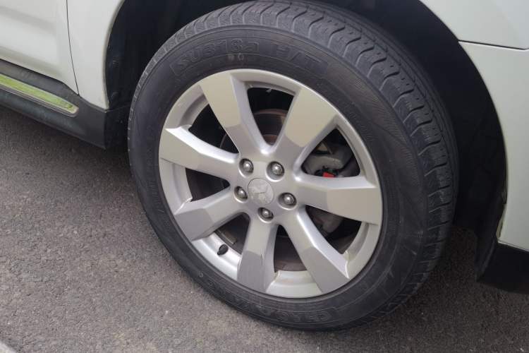Used Mitsubishi Outlander 2011 Kijang 3.0 Luxury Edition Right Front Wheel Hub