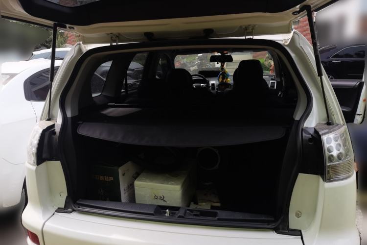 Used Mitsubishi Outlander 2011 Kijang 3.0 Luxury Edition Trunk