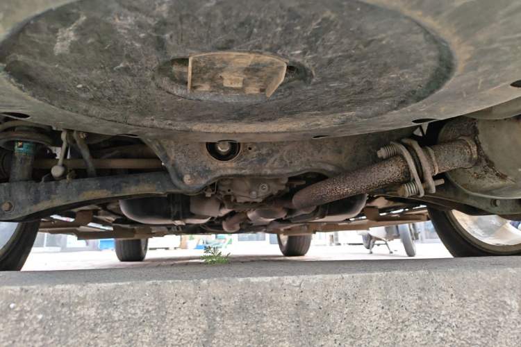 Used Mitsubishi Outlander 2012 Kicks 2.4 Fashion Navigation Edition Chassis Rear