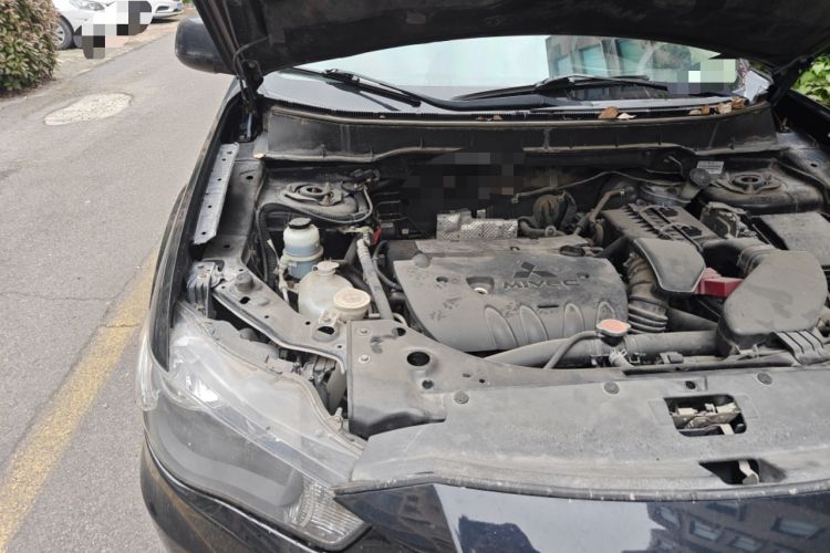 Used Mitsubishi Outlander 2012 Kijang 2.0 Urban Navigation Edition Engine Bay Right