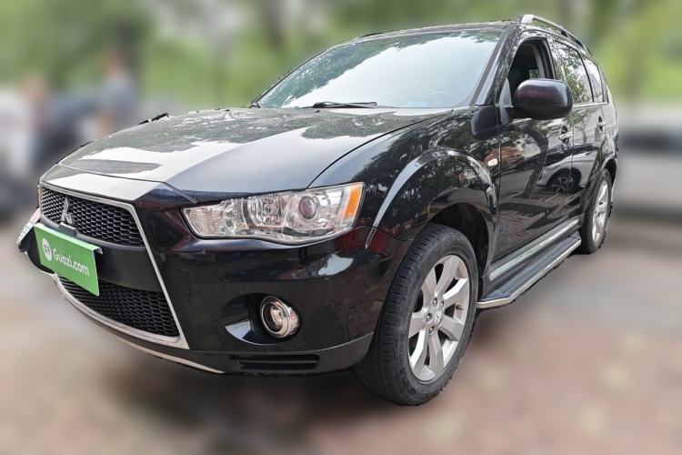 Used Mitsubishi Outlander 2012 Kicks 2.4 Fashion Navigation Edition Guazi used car, China used car export, Used car for sale, Used cars, Cheapest cars for sale