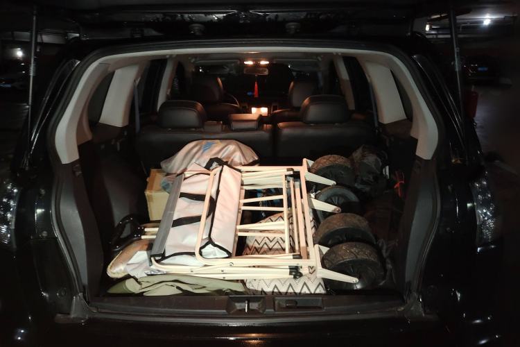Used Mitsubishi Outlander 2012 Kicks 2.4 Fashion Navigation Edition Trunk