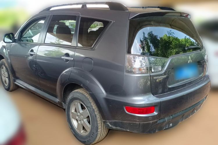 Used Mitsubishi Outlander 2012 Kijang 2.0 Urban Navigation Edition Rear Left 45 Deg