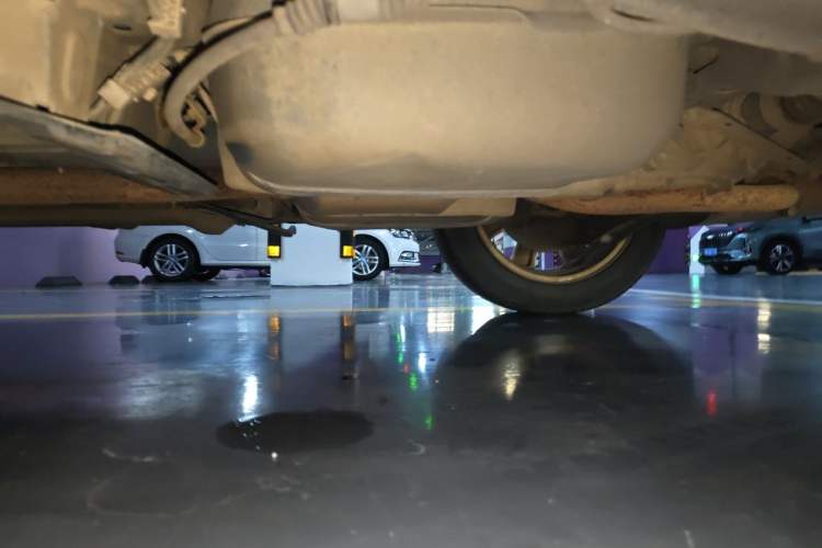 Used Mitsubishi Outlander 2012 Kicks 2.4 Fashion Navigation Edition Chassis Rear Left
