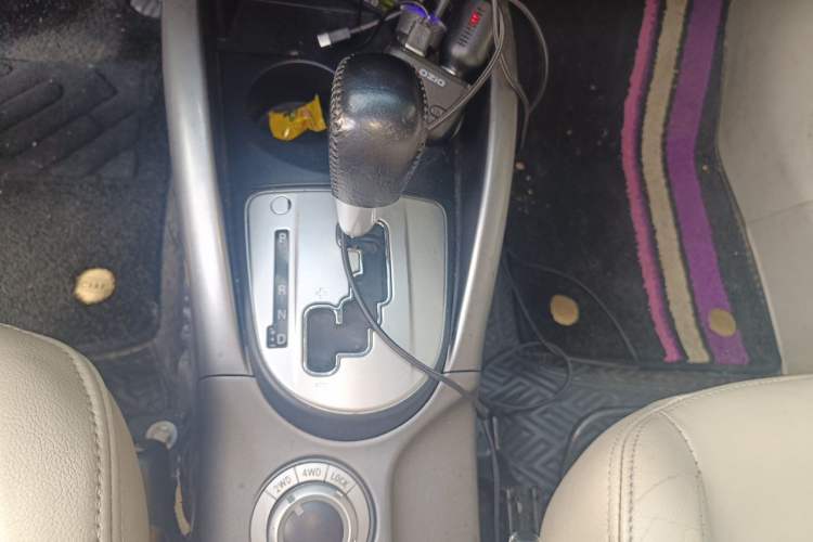 Used Mitsubishi Outlander 2012 Kijang 2.0 Urban Navigation Edition Gear Lever