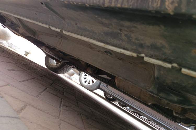 Used Mitsubishi Outlander 2012 Kicks 2.4 Fashion Navigation Edition Chassis Front Right