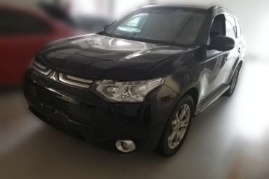Used Mitsubishi Outlander 2013 2.4L 4x4 Luxury Navigation Edition 5 Seats