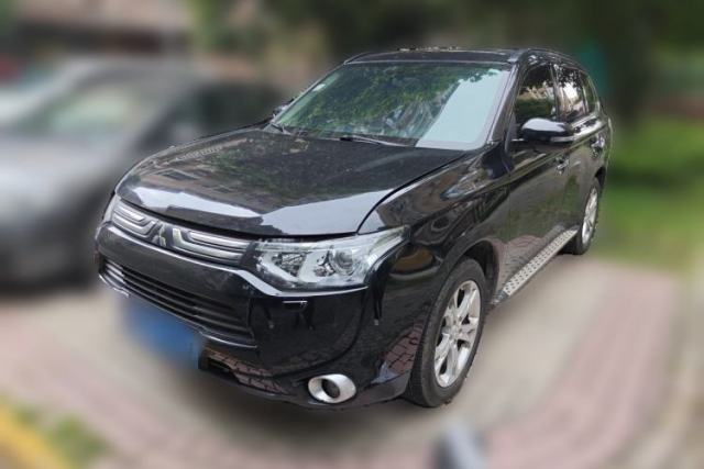 Used Mitsubishi Outlander 2013 2.4L 4x4 Luxury Navigation Edition 5 Seats