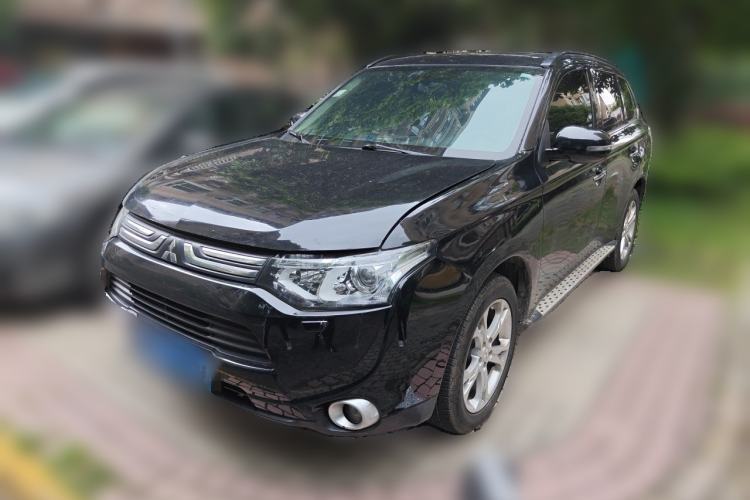 Used Mitsubishi Outlander 2013 2.4L 4x4 Luxury Navigation Edition 5 Seats Guazi used car, China used car export, Used car for sale, Used cars, Cheapest cars for sale