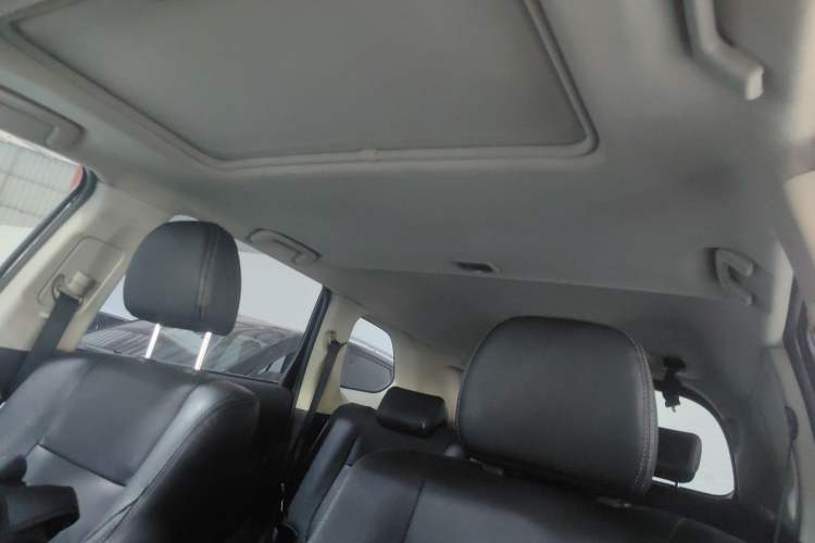 Used Mitsubishi Outlander 2013 2.4L 4x4 Luxury Navigation Edition 5 Seats Headliner