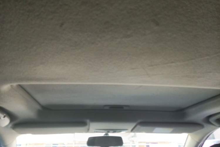 Used Mitsubishi Outlander 2013 2.4L Four-Wheel Drive Luxury Navigation Version 7 Seats Headliner