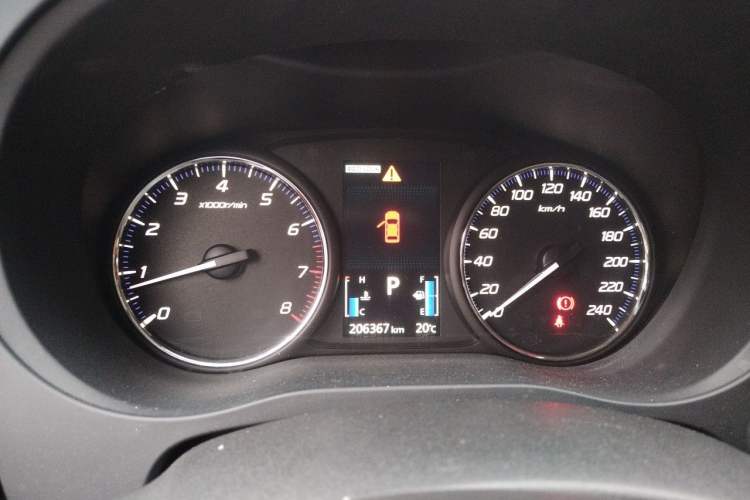 Used Mitsubishi Outlander 2013 2.4L 4x4 Luxury Navigation Edition 5 Seats Instrument Cluster