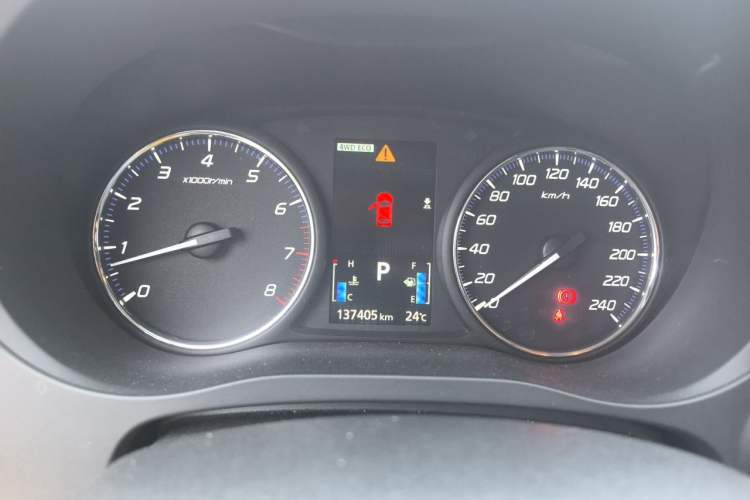Used Mitsubishi Outlander 2013 2.4L 4x4 Luxury Navigation Edition 5 Seats Instrument Cluster