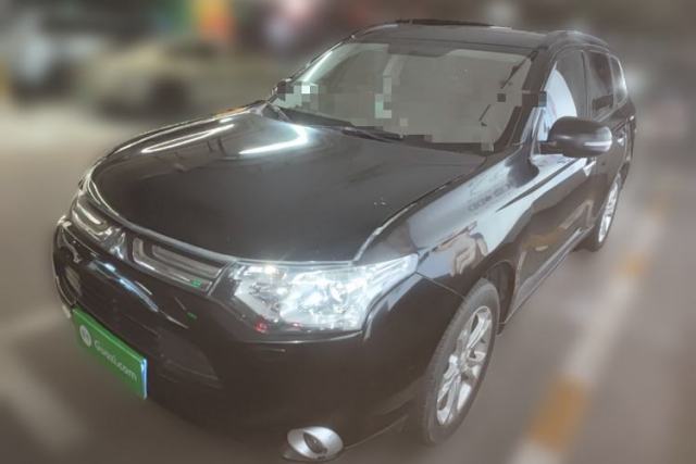 Used Mitsubishi Outlander 2013 2.4L 4x4 Luxury Navigation Edition 5 Seats