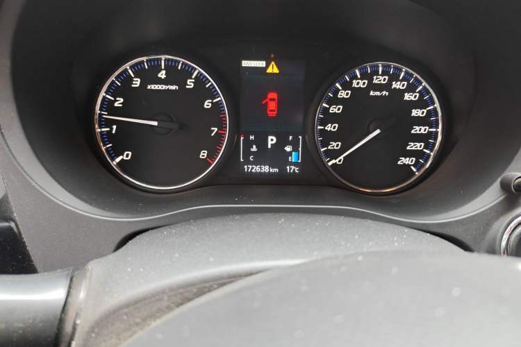 Used Mitsubishi Outlander 2013 2.4L 4x4 Luxury Navigation Edition 5 Seats Odometer Close Up