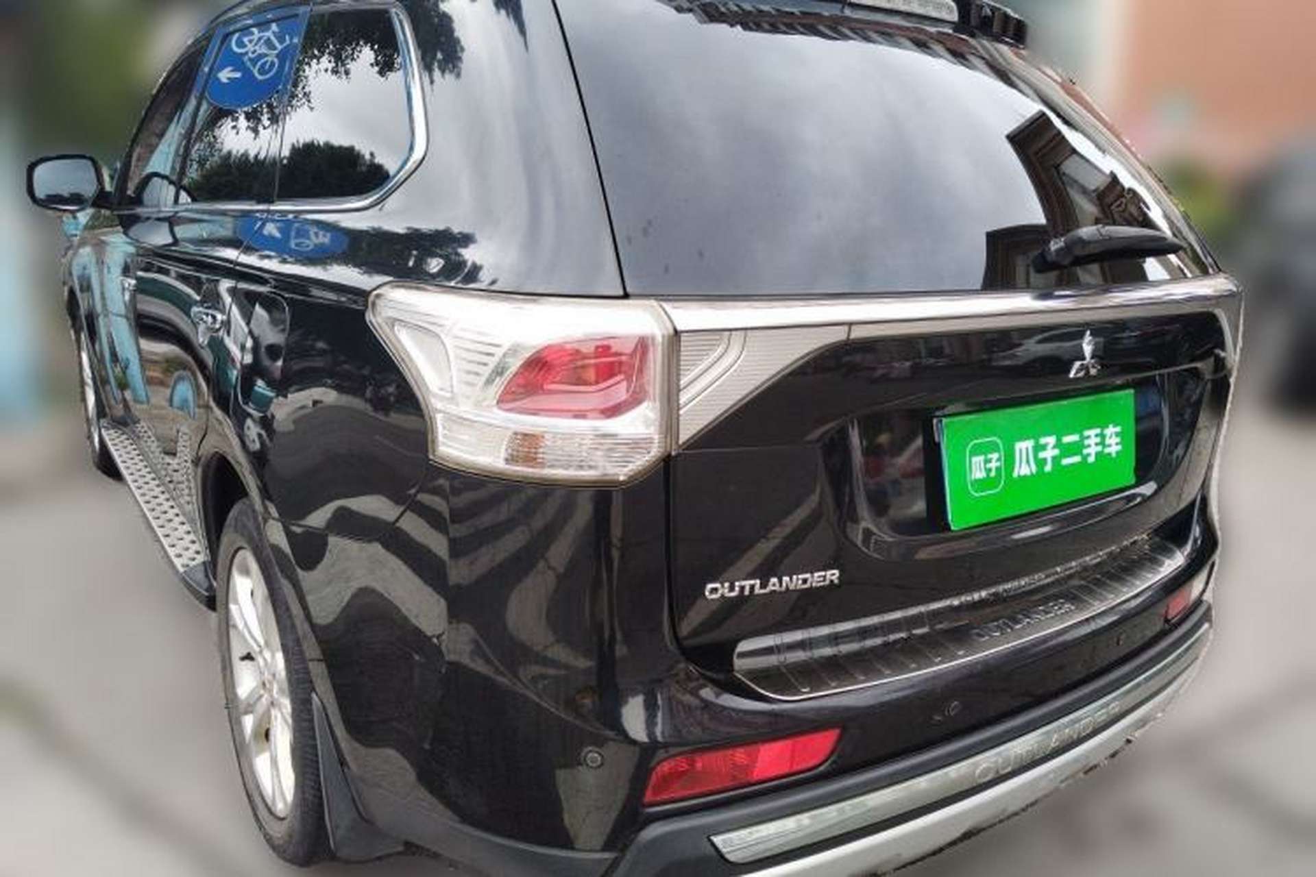 Used Mitsubishi Outlander 2013 2.4L 4x4 Luxury Navigation Edition 5 Seats Rear Left 45 Deg