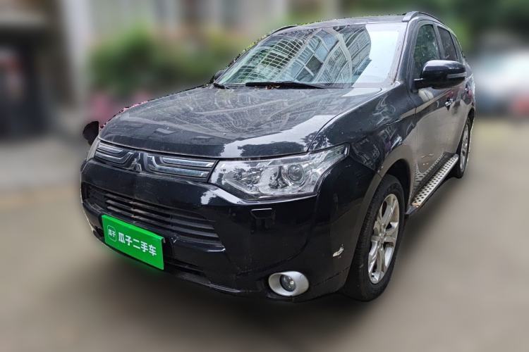 Used Mitsubishi Outlander 2013 2.4L 4x4 Luxury Navigation Edition 5 Seats Guazi used car, China used car export, Used car for sale, Used  cars, Cheapest cars for sale