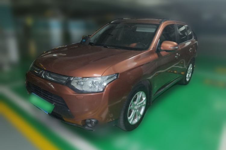 Used Mitsubishi Outlander 2013 2.4L 4x4 Luxury Navigation Edition 5 Seats Guazi used car, China used car export, Used car for sale, Used  cars, Cheapest cars for sale