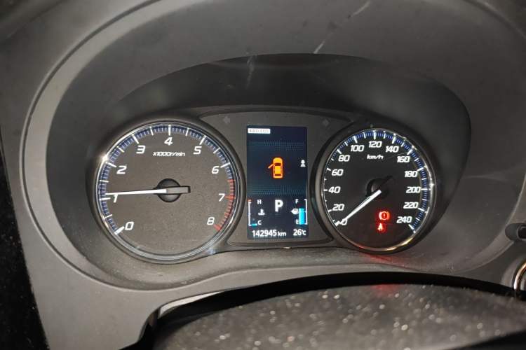 Used Mitsubishi Outlander 2013 2.4L 4x4 Luxury Navigation Edition 5 Seats Instrument Cluster