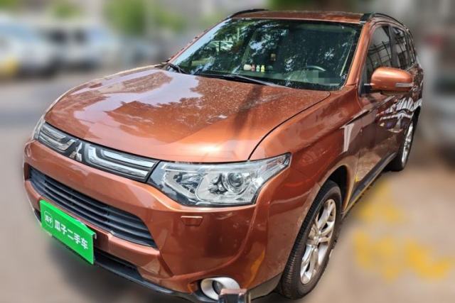 Used Mitsubishi Outlander 2013 2.4L 4x4 Luxury Navigation Edition 5 Seats