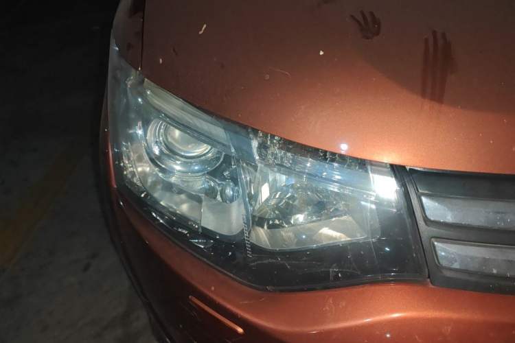 Used Mitsubishi Outlander 2013 2.4L 4x4 Luxury Navigation Edition 5 Seats Right Front Headlight