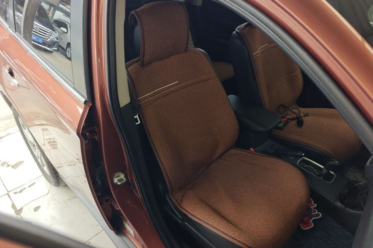 Used Mitsubishi Outlander 2013 2.4L 4x4 Luxury Navigation Edition 5 Seats Right Front Seat