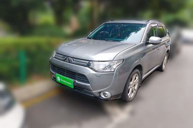 Used Mitsubishi Outlander 2013 2.4L 4x4 Luxury Navigation Edition 5 Seats