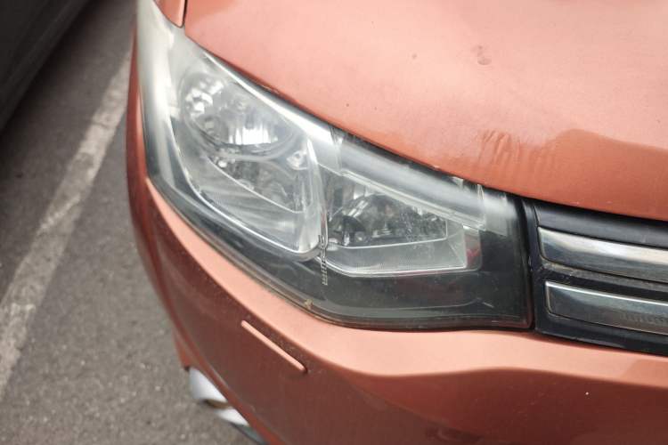 Used Mitsubishi Outlander 2013 2.4L Four-Wheel Drive Elite GT Version 7 Seats Right Front Headlight