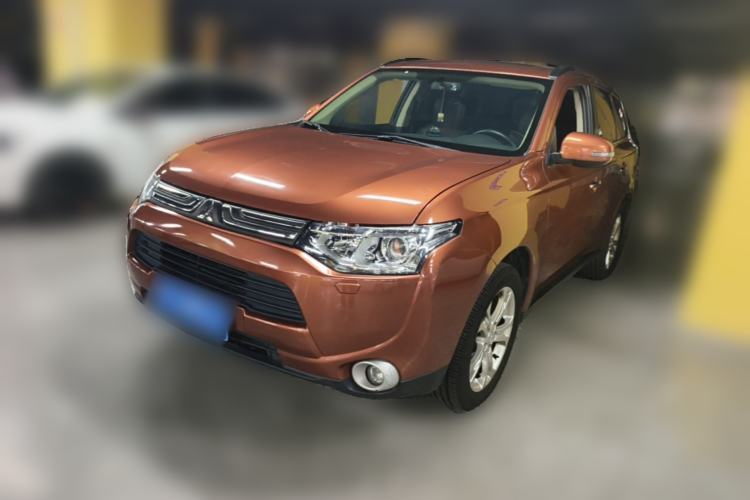 Used Mitsubishi Outlander 2013 2.4L 4x4 Luxury Navigation Edition 5 Seats Guazi used car, China used car export, Used car for sale, Used cars, Cheapest cars for sale