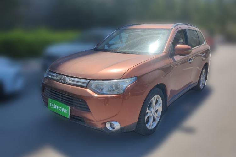 Used Mitsubishi Outlander 2013 2.4L 4x4 Luxury Navigation Edition 5 Seats Guazi used car, China used car export, Used car for sale, Used Mitsubishi cars, Cheapest cars for sale