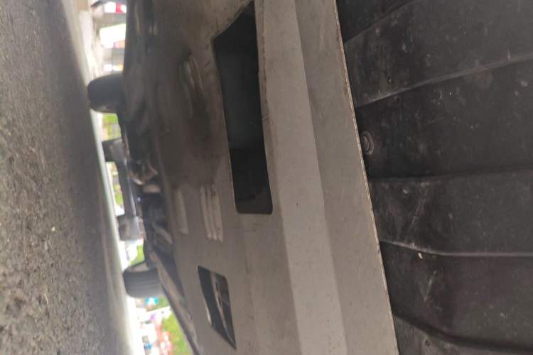 Used Mitsubishi Outlander 2013 2.4L 4x4 Luxury Navigation Edition 5 Seats Chassis Front