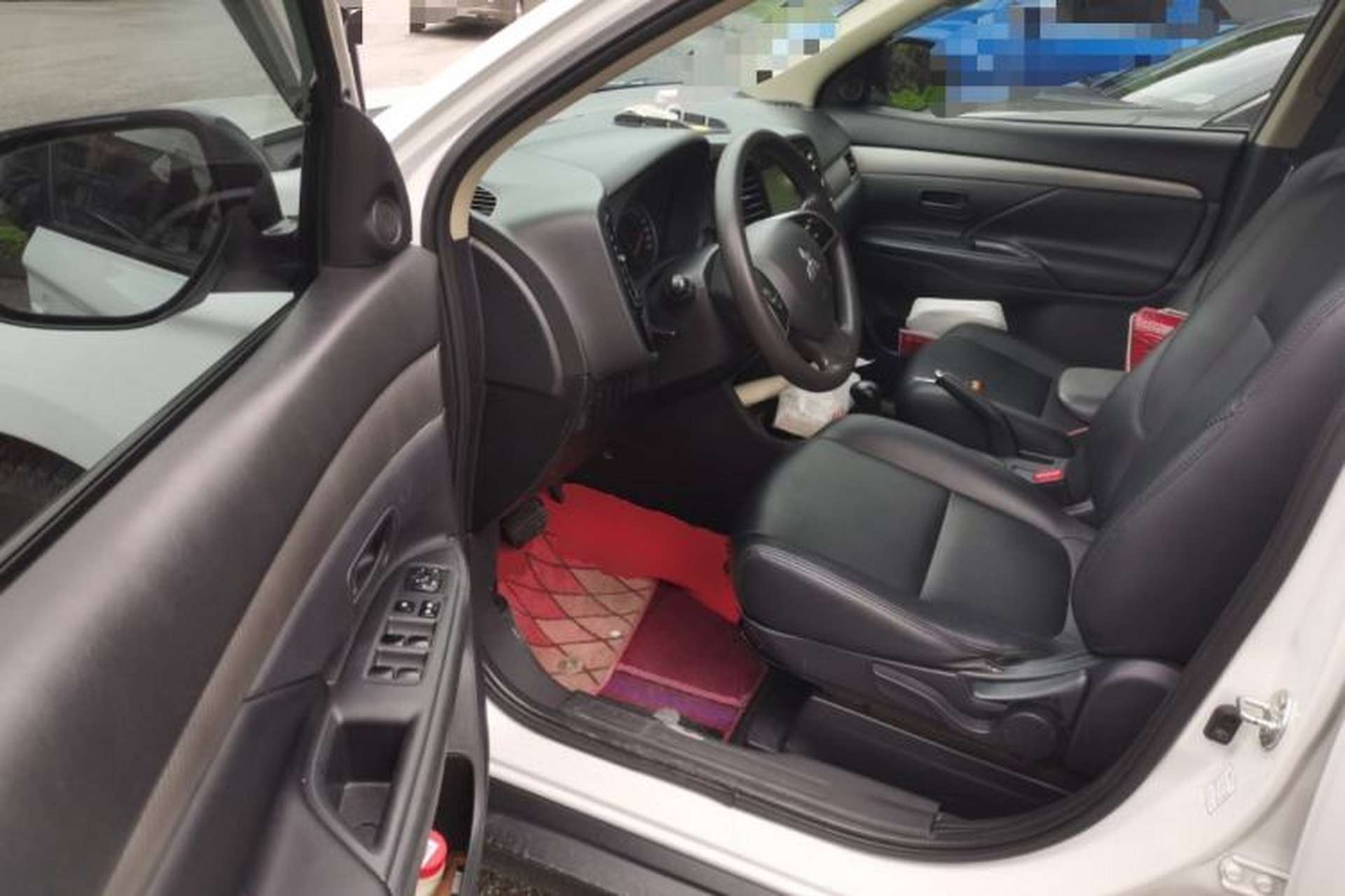 Used Mitsubishi Outlander 2013 2.0L Two-Wheel Drive Sport Navigation Version 5 Seats Driver Seat