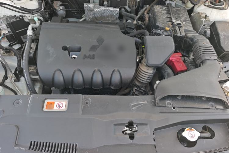 Used Mitsubishi Outlander 2013 2.4L 4x4 Luxury Navigation Edition 5 Seats Engine Bay