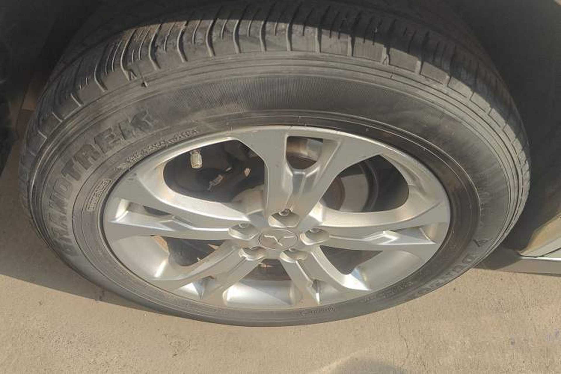 Used Mitsubishi Outlander 2013 2.4L Four-Wheel Drive Luxury Navigation Version 7 Seats Exterior 3