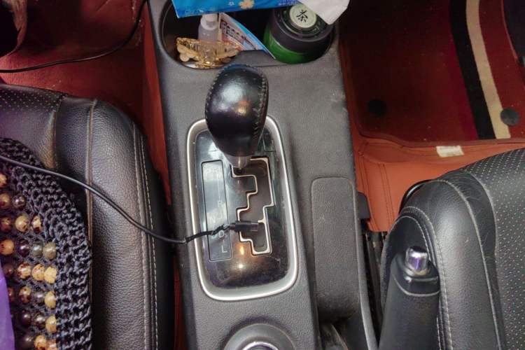 Used Mitsubishi Outlander 2013 2.0L 4x4 Urban Navigation Edition 5 Seats Gear Lever