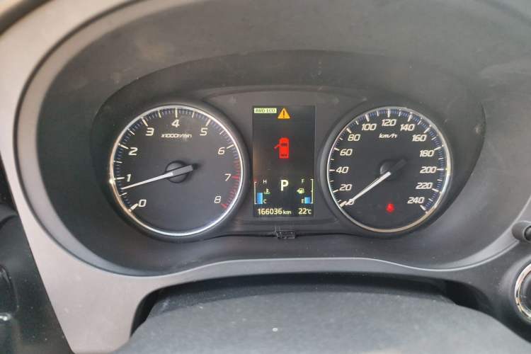 Used Mitsubishi Outlander 2013 2.4L 4x4 Luxury Navigation Edition 5 Seats Instrument Cluster