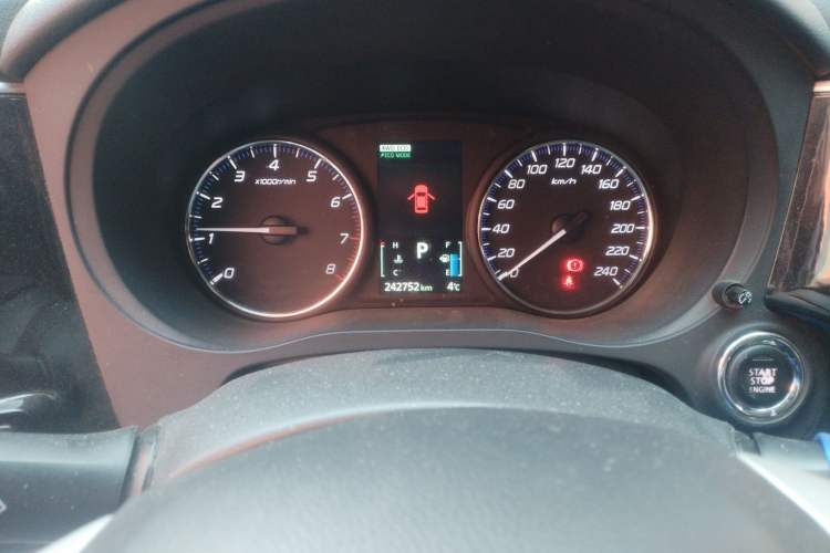 Used Mitsubishi Outlander 2013 2.4L 4x4 Luxury Navigation Edition 5 Seats Instrument Cluster