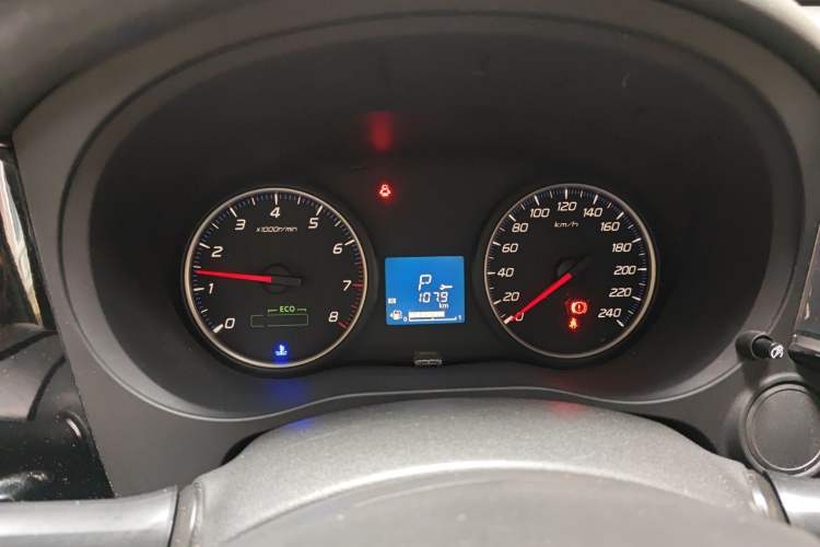 Used Mitsubishi Outlander 2013 2.0L Two-Wheel Drive Sport Navigation Version 5 Seats Instrument Cluster