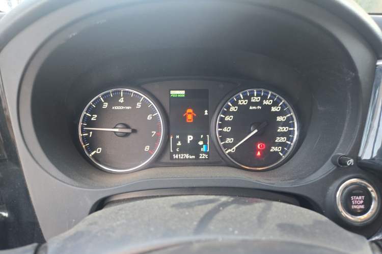 Used Mitsubishi Outlander 2013 2.4L Four-Wheel Drive Luxury Navigation Version 7 Seats Instrument Cluster